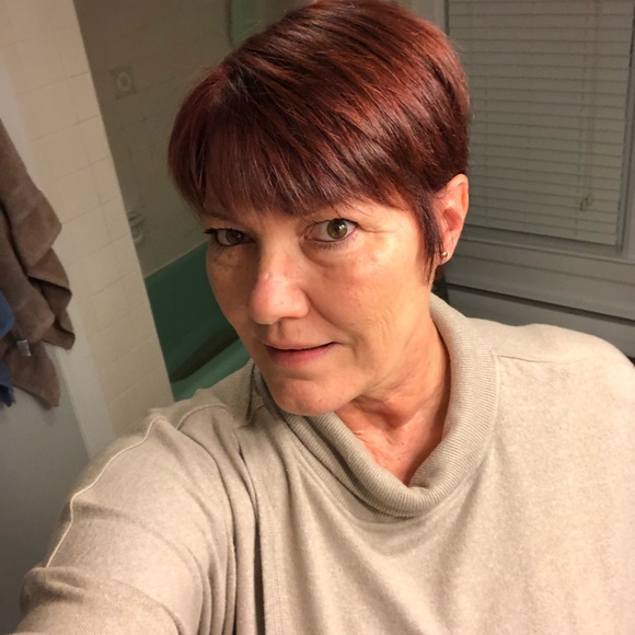 Meet your Posher, Phyllis - Picture 1 of 1